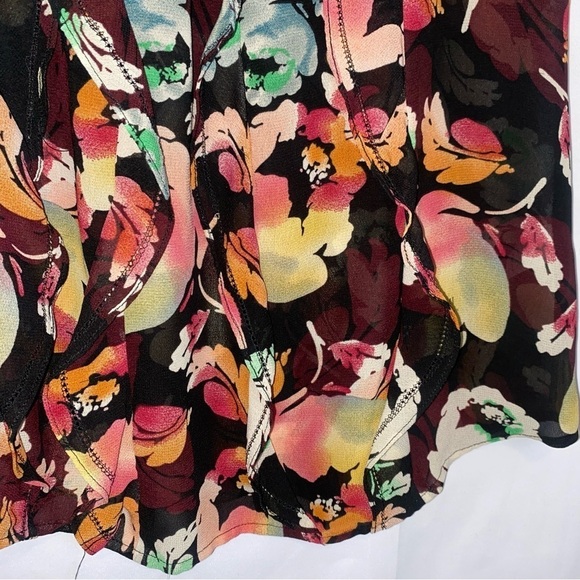 Halogen Floral Sheer Ruffle Front Top Size Small - Picture 4 of 10